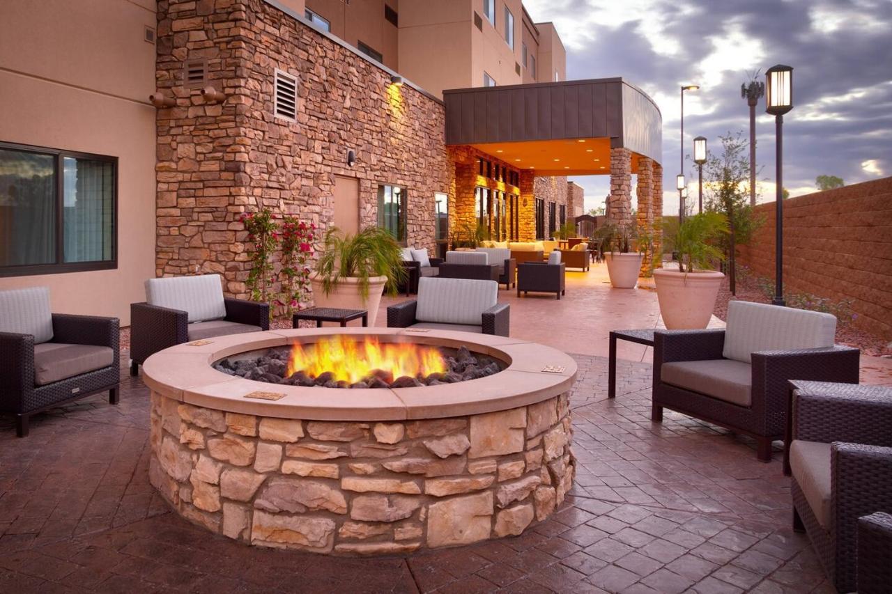 Courtyard By Marriott Phoenix Mesa Gateway Airport Zewnętrze zdjęcie